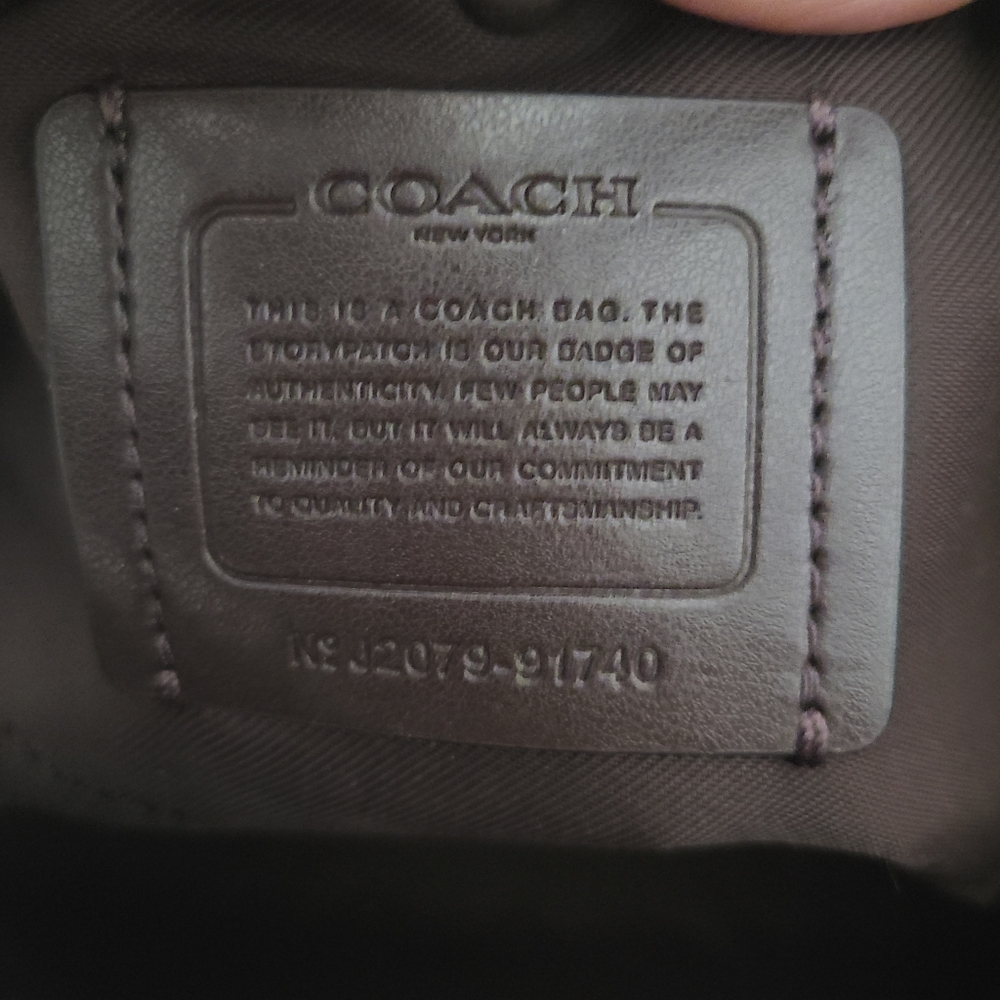 Coach Black and Brown Polished Pebble Leather Lora Carryall 30 Brass Hardware - Picture 6 of 9